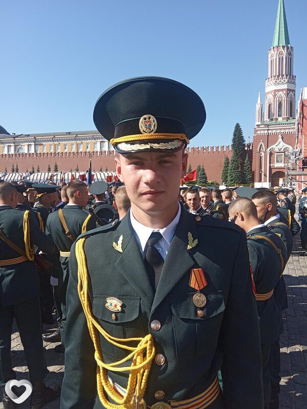 Nicu, Сороки