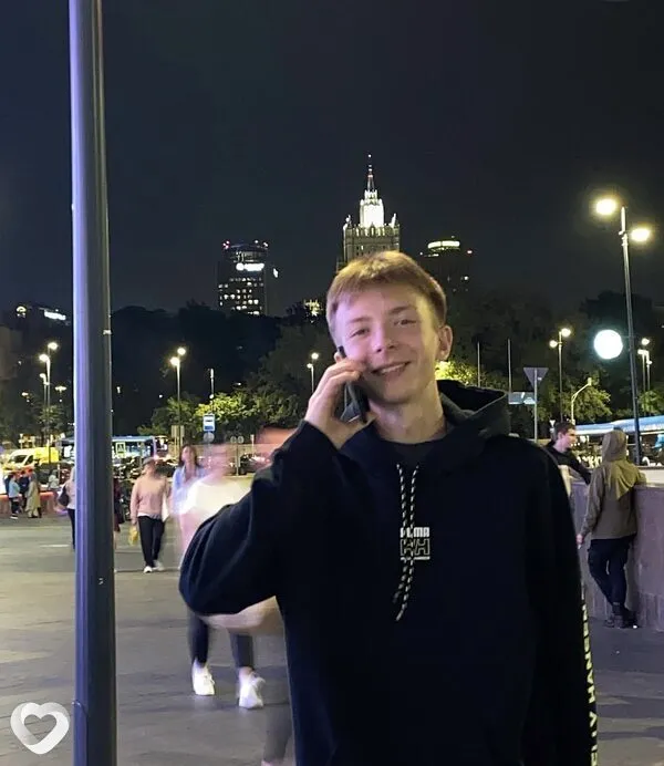 Николай, 20, Барнауле — анкета №4542714