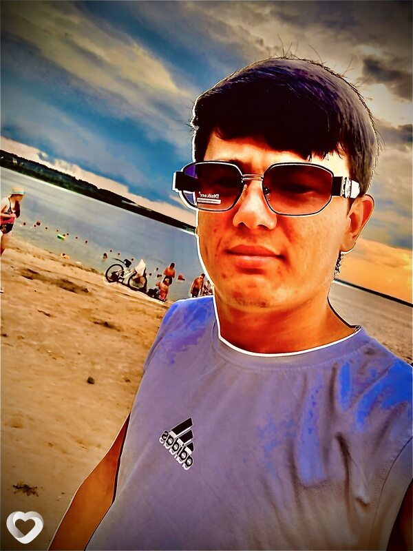 Коля, 22, Челябинске — анкета №4543393