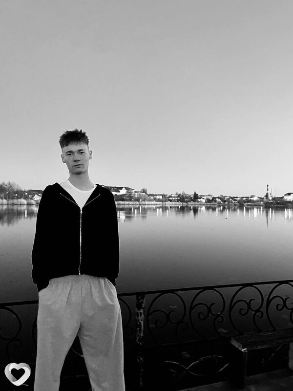 Вадим, 18, Витебске — анкета №4544901
