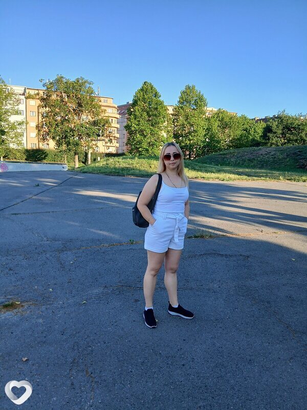 Mariia, Прага