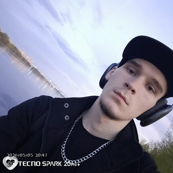 Саня, 18, Дубне — анкета №4545716