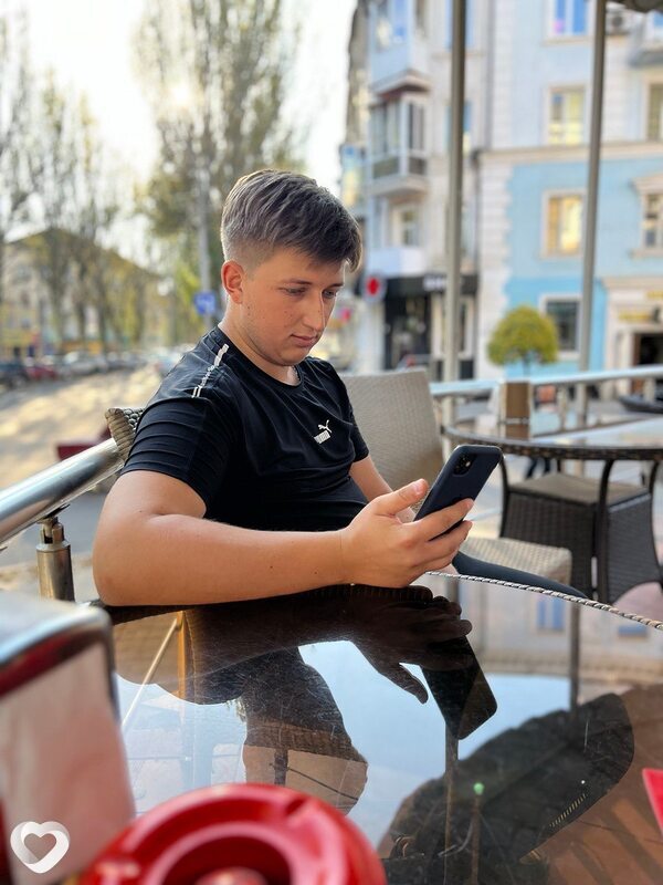 Никита, 25, Енакиеве — анкета №4546092