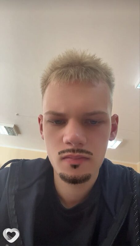 Глеб, 19, Солигорске — анкета №4546296