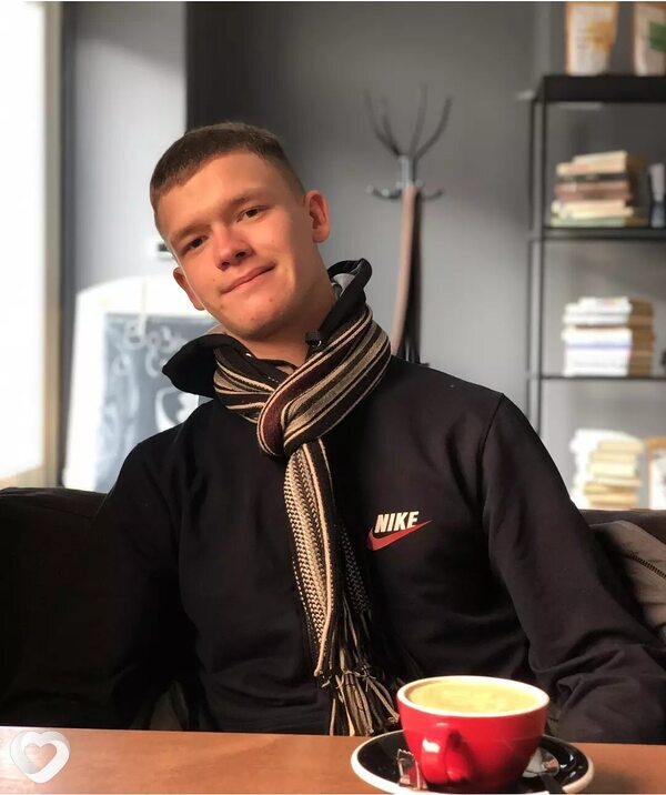 Андрей, 21, Бресте — анкета №4546342