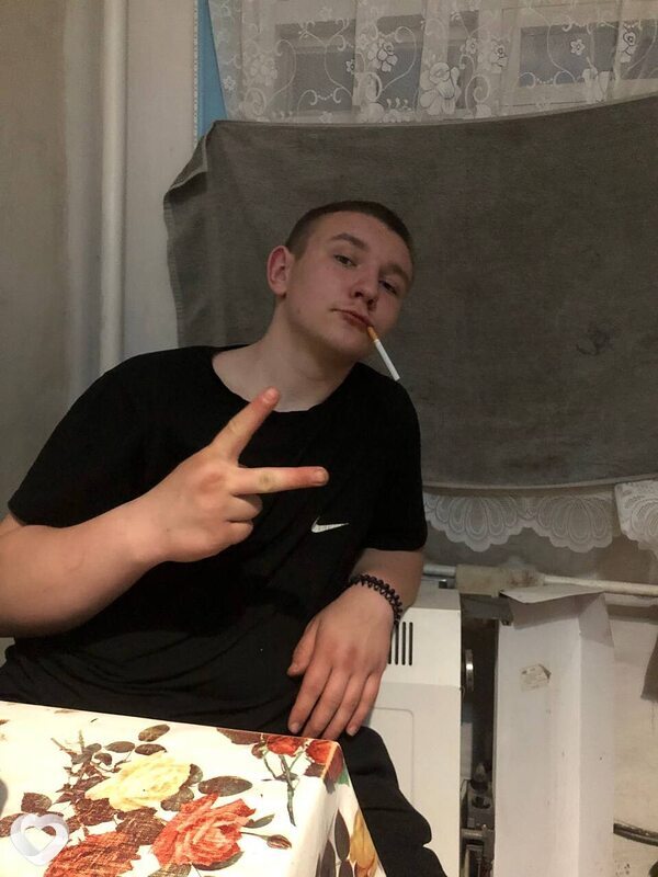 Максим, 18, Киеве — анкета №4546659