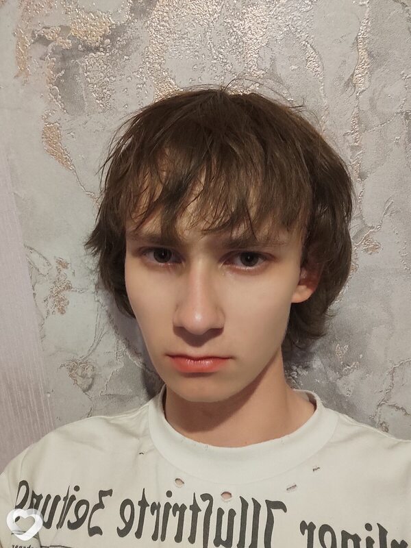 Кирилл, 18, Луганске — анкета №4546842