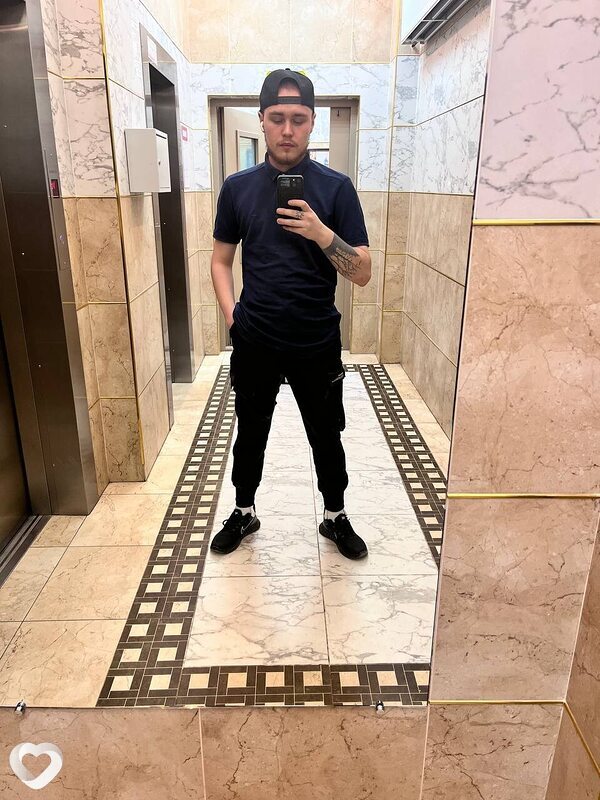 Олег, 25, Симферополе — анкета №4546885