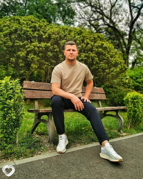 Narcis, București