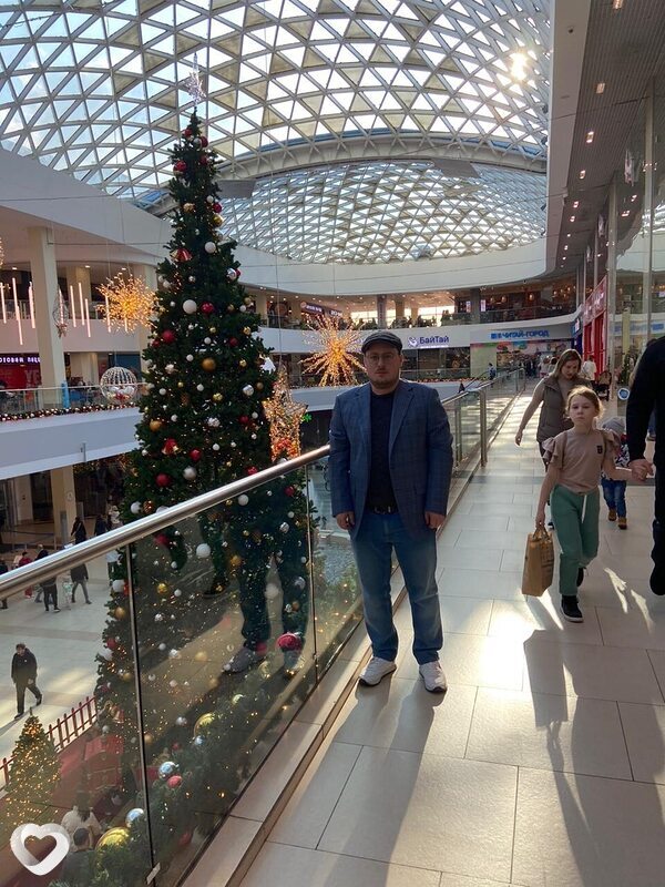 Джон, Адлер