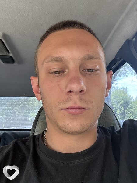 Константин, 23, Макеевке — анкета №4548092