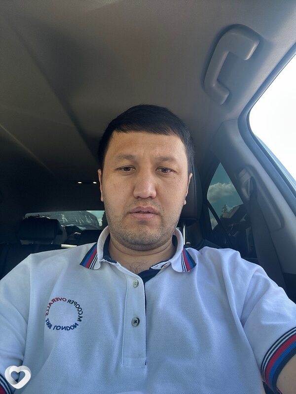 Nazirkhan, Прага