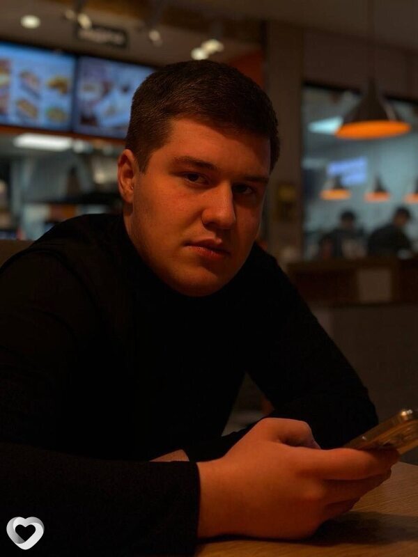 Максим, 24, Миассе — анкета №4548553