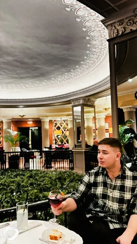 Виталий, 24, Москве — анкета №4548801