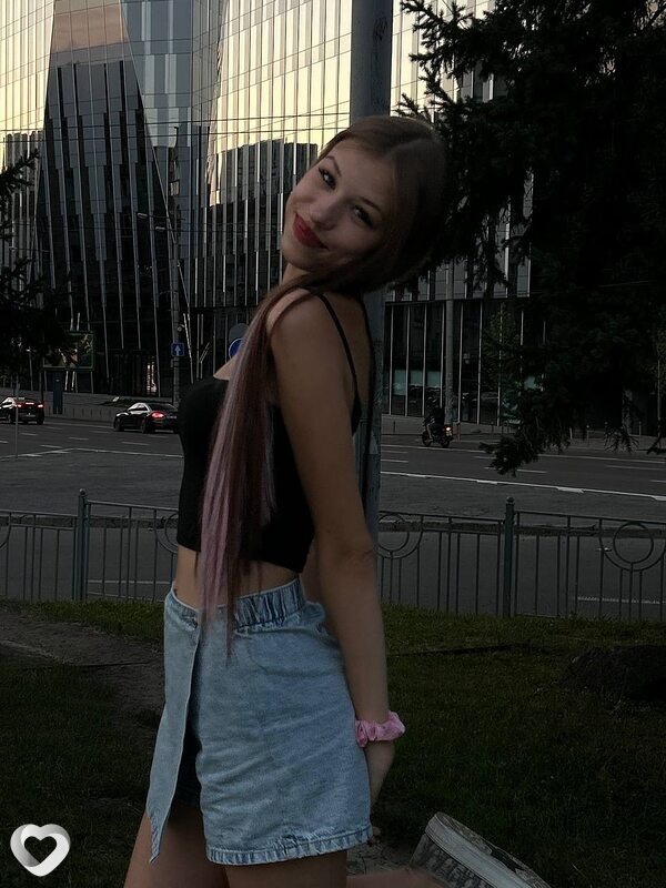 Аня, 18, Киеве — анкета №4549205