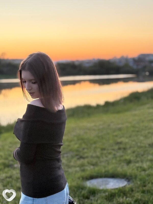 Ксения, 18, Челябинске — анкета №4549296