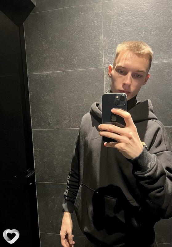 Артём, 23, Хабаровске — анкета №4549556