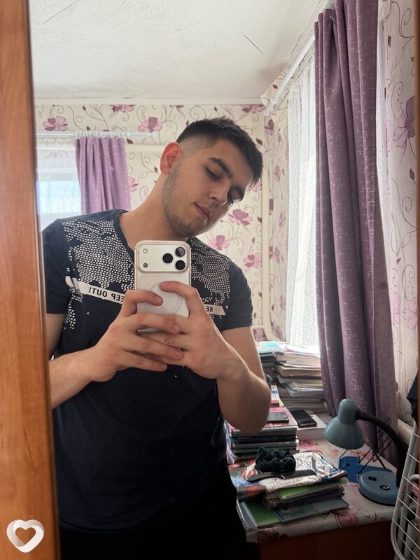 Артём, 22, Иркутске — анкета №4550022