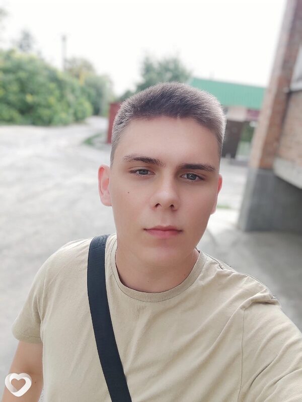 Михаил, 24, Ростове-на-Дону — анкета №4550882