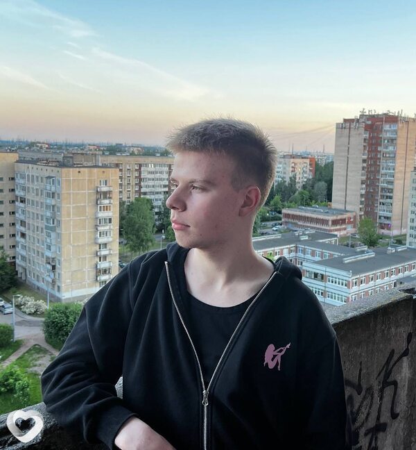 Даня, 19, Санкт-Петербурге — анкета №4550701