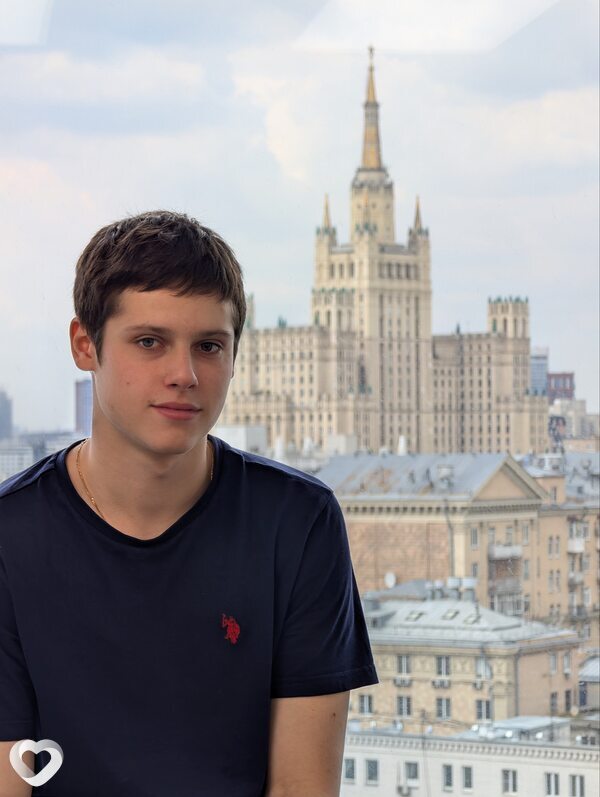 Артём, 19, Одинцове — анкета №4551289