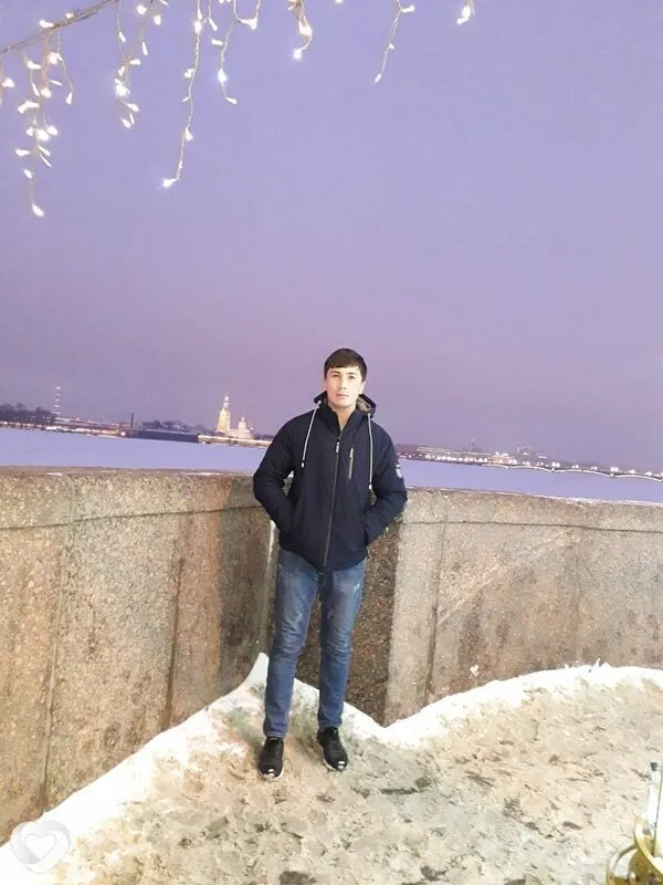 Shoxrux, 27, Барнауле — анкета №4551645