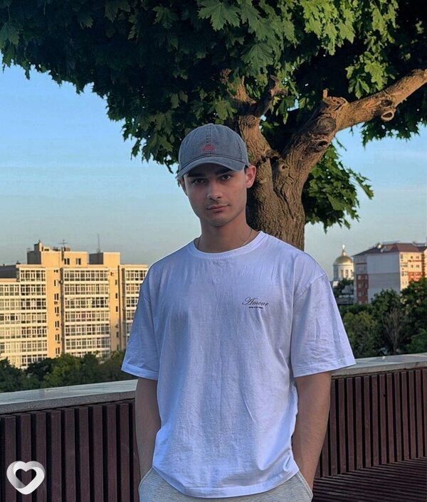 Иван, 22, Воронеже — анкета №4552599