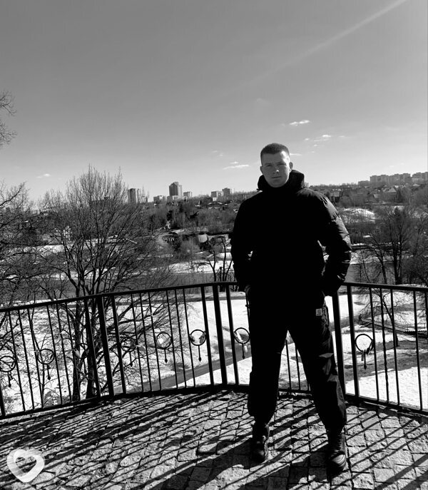 Илья, 23, Новомосковске — анкета №4552764