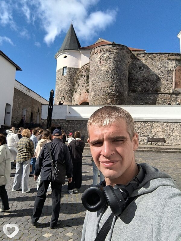 Дима, 28, Ужгороде — анкета №4552798