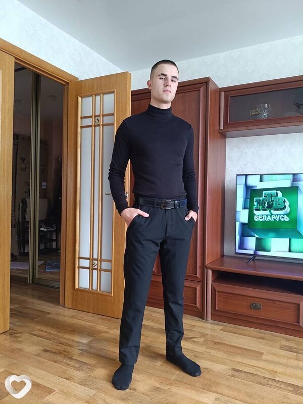 Артур, 20, Минске — анкета №4552877