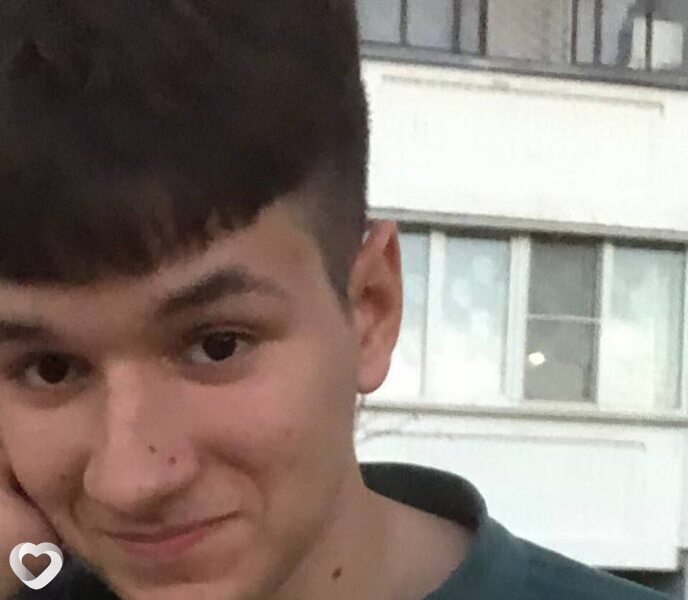 Артём, 18, Минске — анкета №4555034