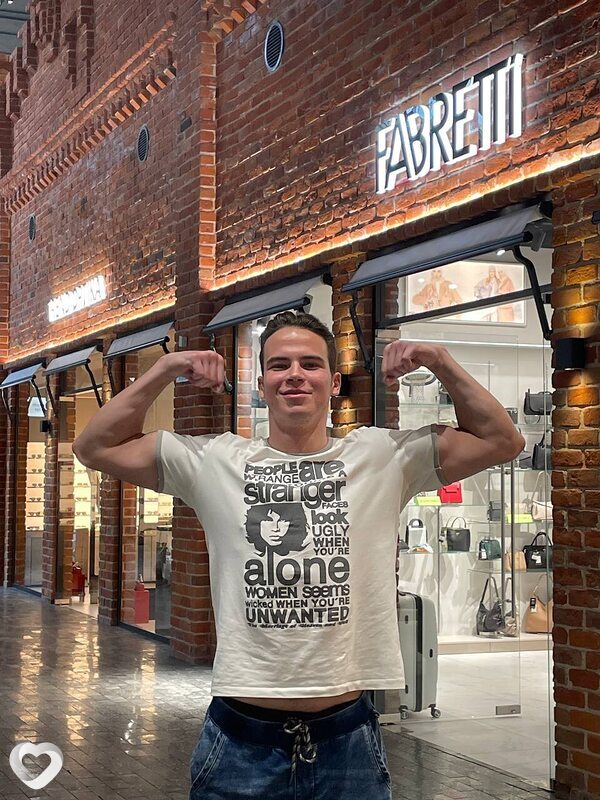 Глеб, 23, Казани — анкета №4555471