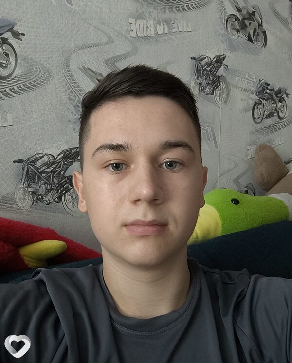 Александр, 18, Саратове — анкета №4555417