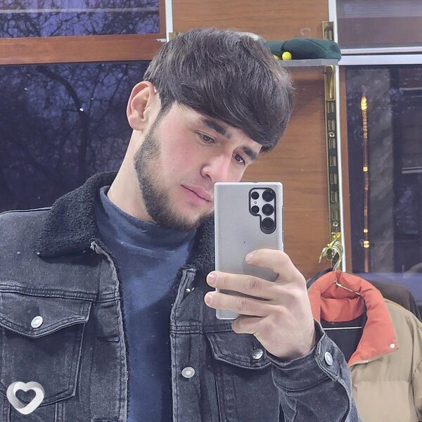 Islom, 21, Омске — анкета №4556049