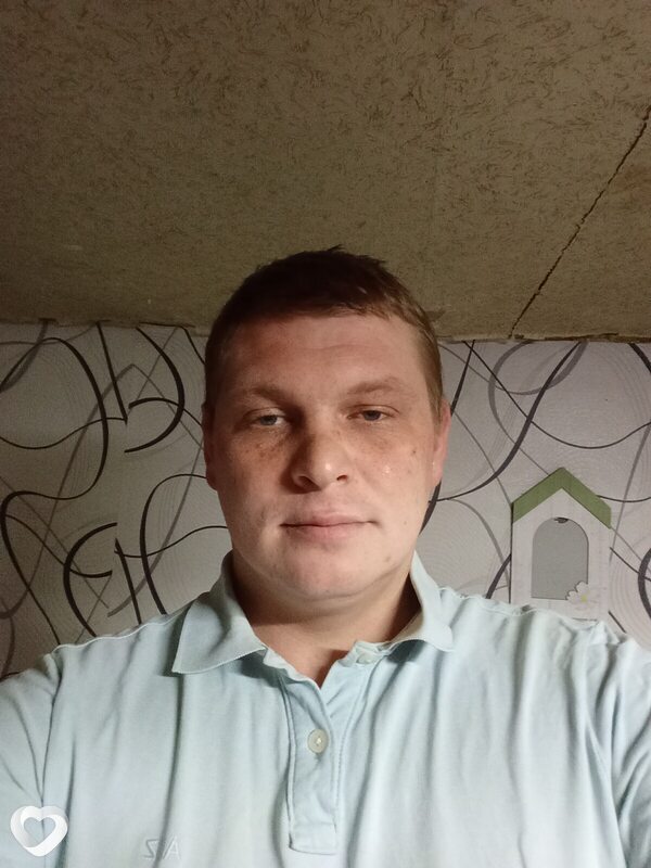 Владимир, 21, Троицке — анкета №4557881