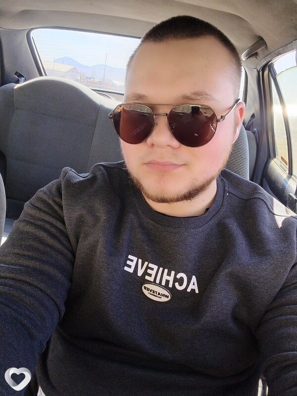 Александр, 19, Красноярске — анкета №4558632