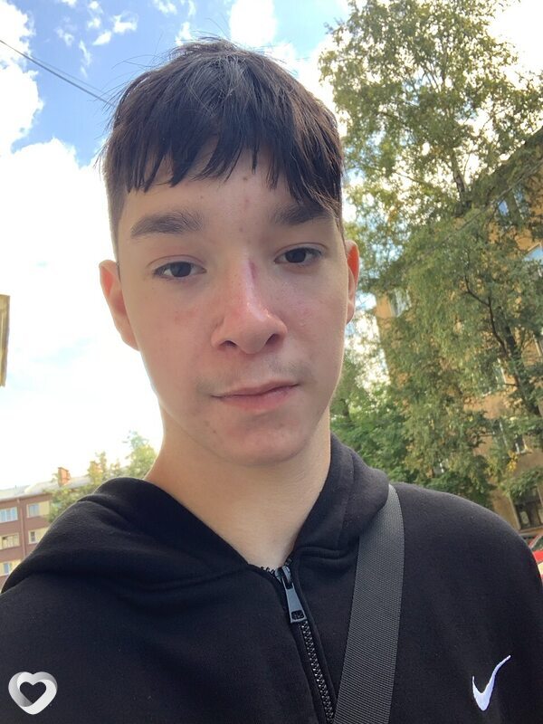 Дима, 18, Санкт-Петербурге — анкета №4559086