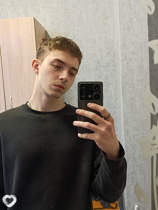 Женя, 18, Минске — анкета №4559296