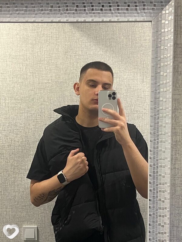 Александр, 20, Таганроге — анкета №4559488