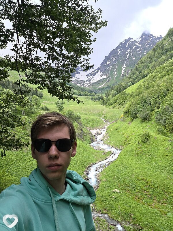 Александр, 19, Сочи — анкета №4560082