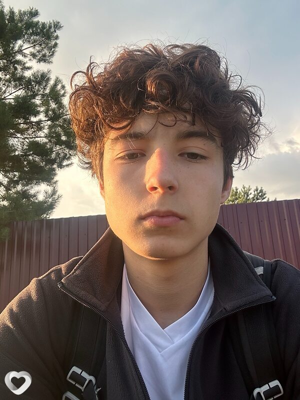 Илья, 18, Воронеже — анкета №4560269