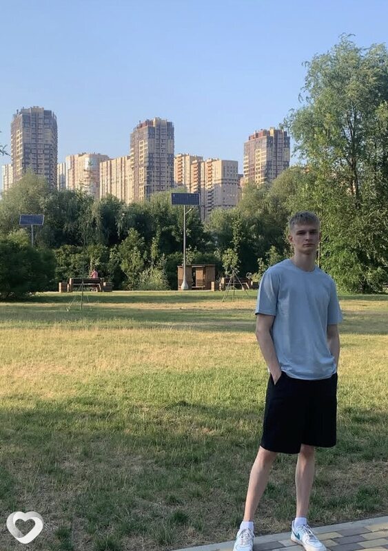 Артем, 22, Ростове-на-Дону — анкета №4561194
