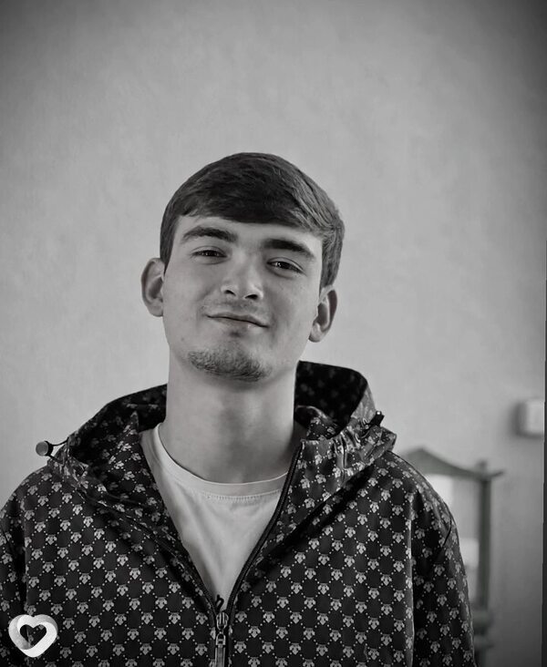 Хай, 21, Новосибирске — анкета №4561256