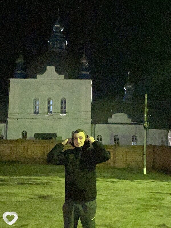 Артём, 19, Пензе — анкета №4562258