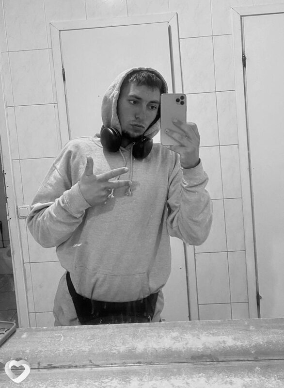 Юрій, 21, Киеве — анкета №4562554