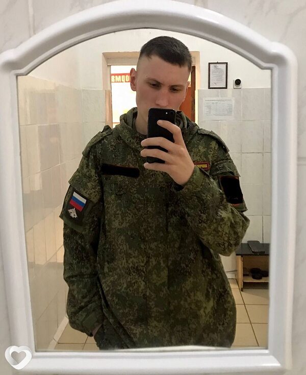 Евгений, 19, Череповце — анкета №4562668