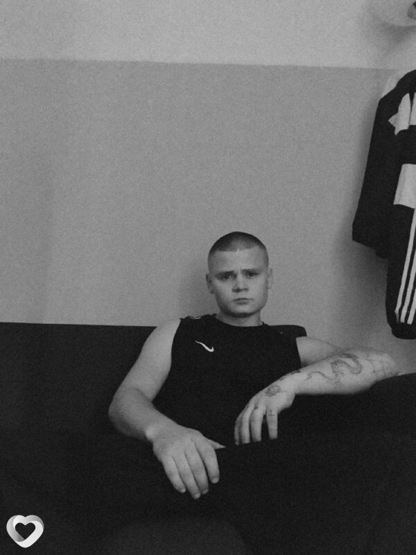 Михаил, 21, Новороссийске — анкета №4562674