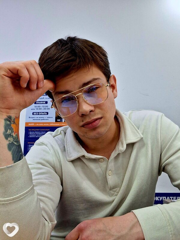 Павел, 21, Архангельске — анкета №4562827