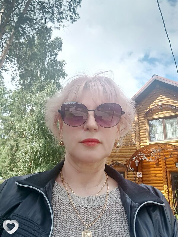 Марина, Курган