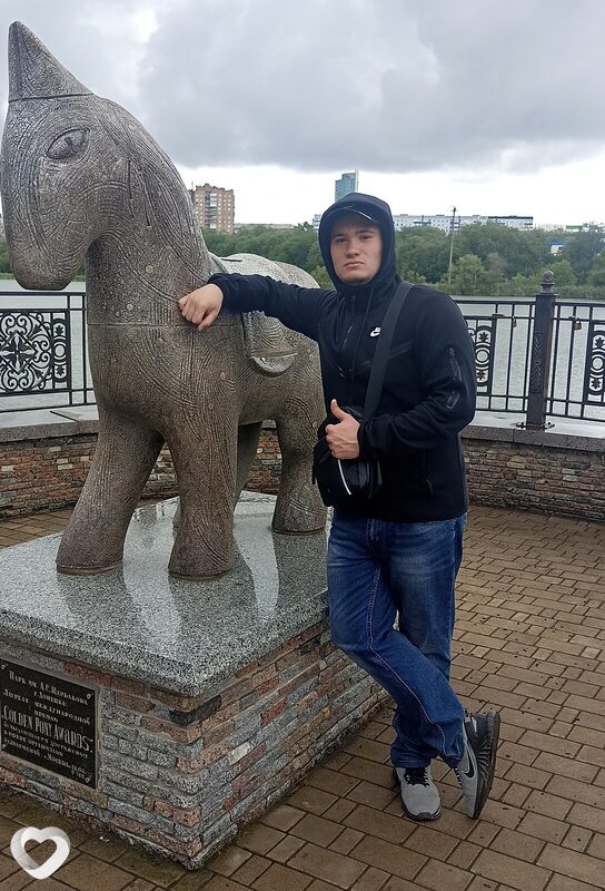 Дмитрий, 20, Мариуполе — анкета №4564101